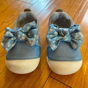 Stride Rite Soft Motion Atlas Sneakers